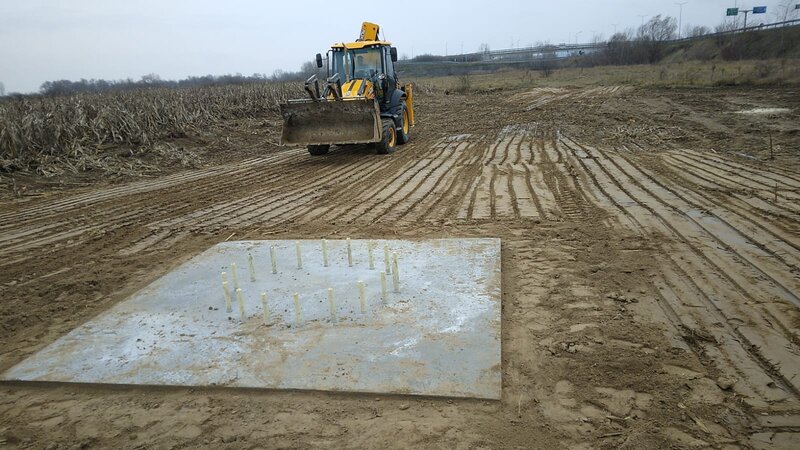A1 Simeria, panou publicitar gigant (14x8 m), vizibilitate maxima.